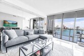 Foto principal - 4000 Island Blvd