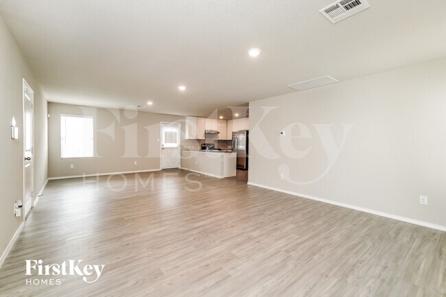 Building Photo - 10786 Prusiner Dr