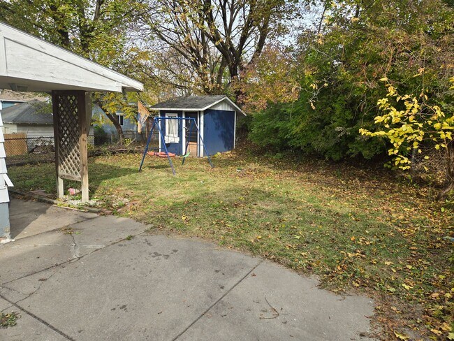 Foto del edificio - 128 Dale St