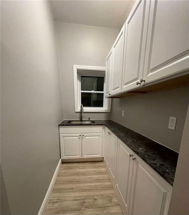 Foto del edificio - 32 Fallon Ave