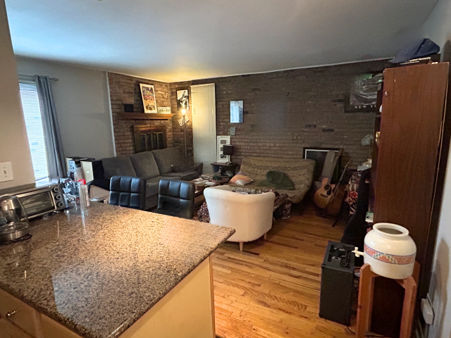 Building Photo - 1 bedroom in Chicago IL 60614