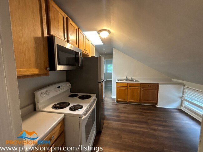 Foto del edificio - 173 Browns Woods Rd