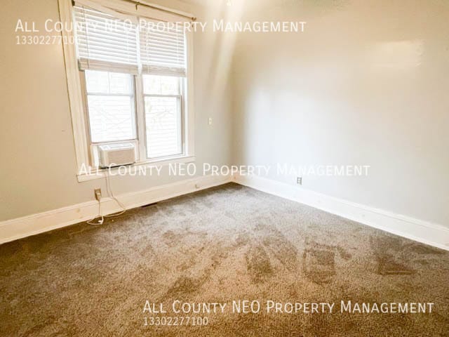 Building Photo - 1852 W 45th St