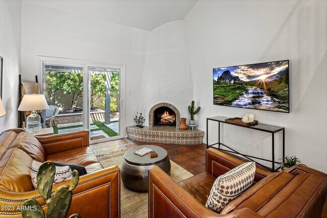 Foto del edificio - 4240 E Mariposa St