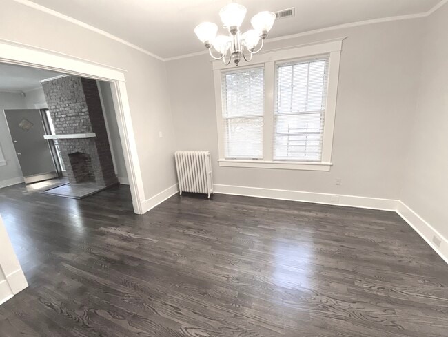 Building Photo - 1263 Agnes Pl