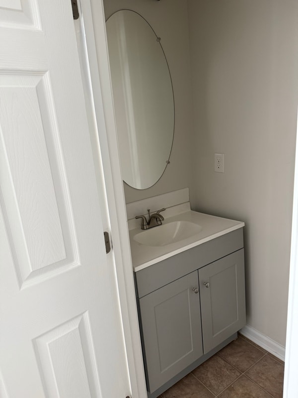 Foto del edificio - 204 Treeline Ln