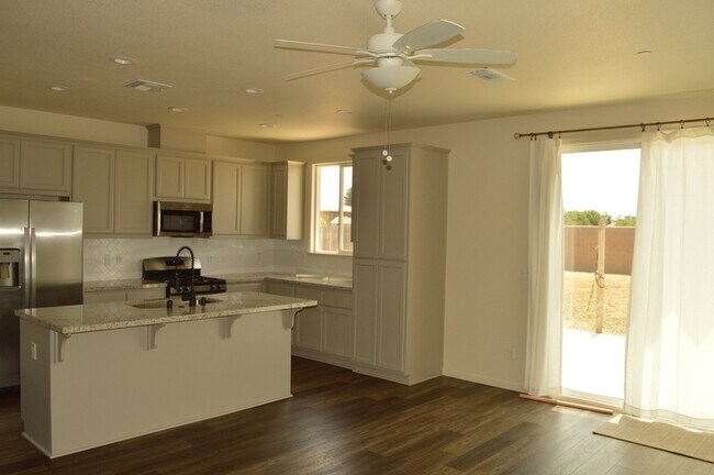 Building Photo - 808 Marybelle Ct