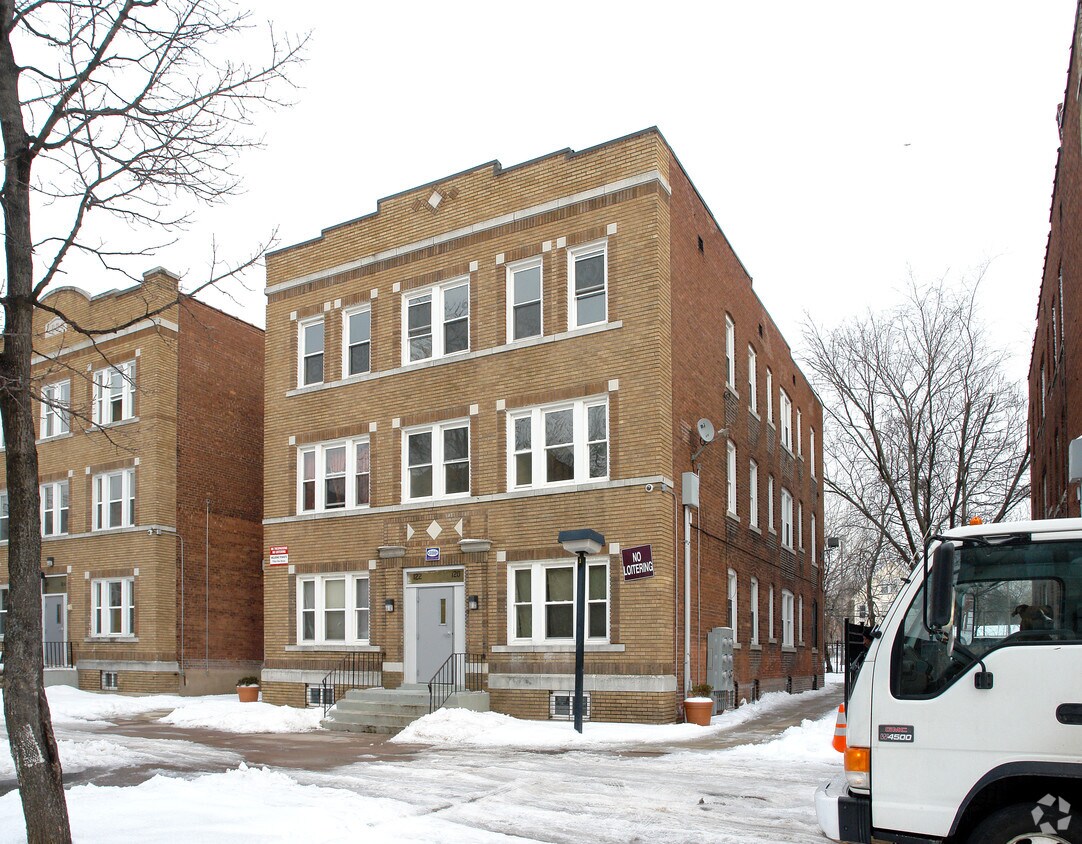 Bedford Gardens Apartments in Hartford, CT