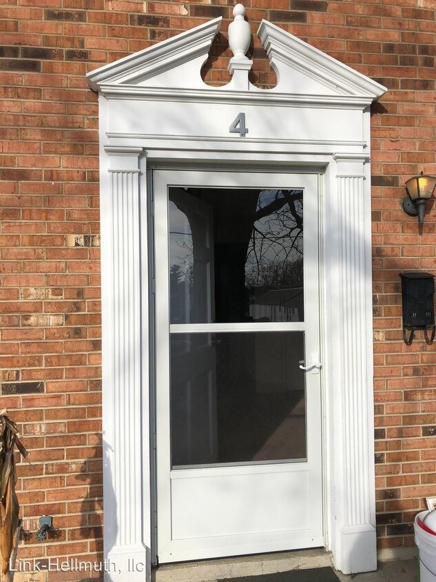 8 E Northern Ave Unit 4, Springfield, OH 45504 Apartment for Rent in