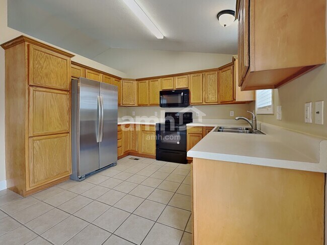 Foto del edificio - 4114 Oakstone Ln