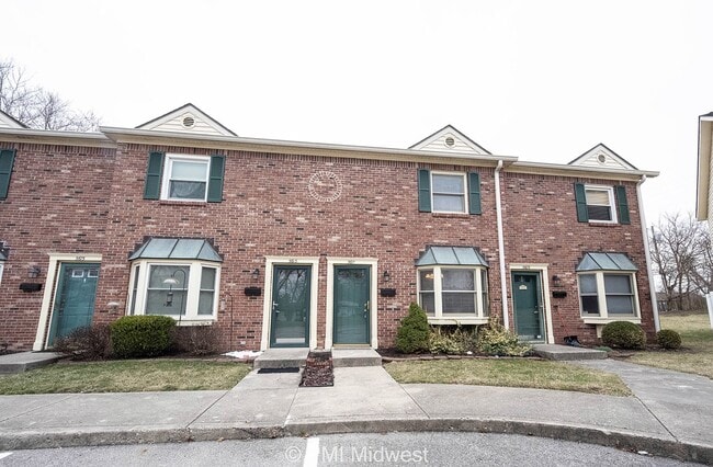 "Charming 2-Bed Haven with 1.5 Baths in Indianapolis – Cozy Living Awaits!" - "Charming 2-Bed Haven with 1.5 Baths in Indianapolis – Cozy Living Awaits!" Apartment