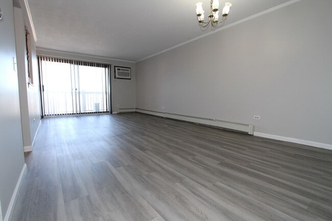 Building Photo - 297 S Gregory St