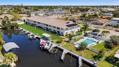 Building Photo - 4802 Tudor Dr
