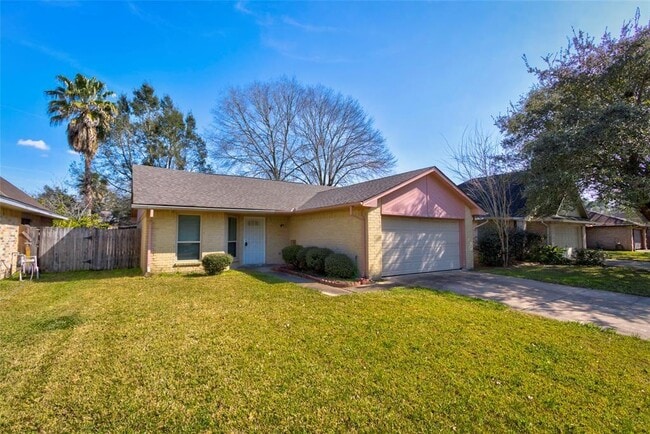 Building Photo - 17003 Enchanted Cir W