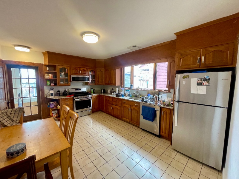 Photo - 449 Broadway (Somerville, MA)