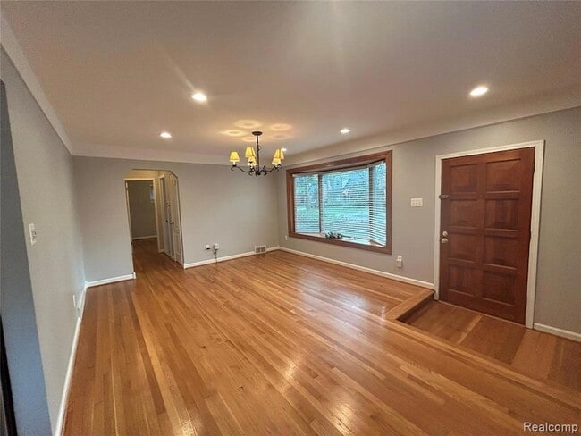 Building Photo - 1577 E Melton Rd