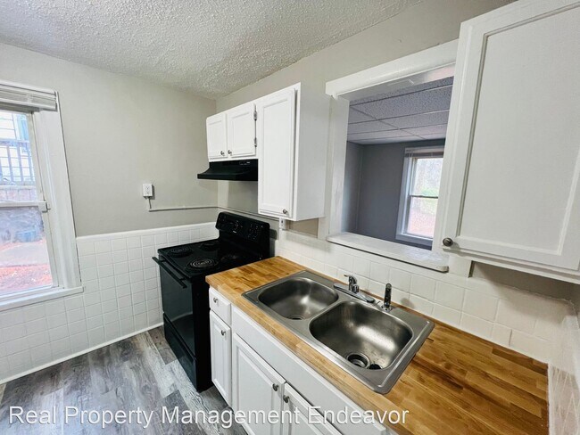 Building Photo - 3 br, 2 bath House - 2516 Tyrell Dr.