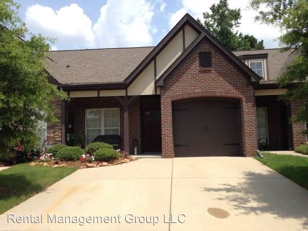 Primary Photo - 134 Singapore Cir