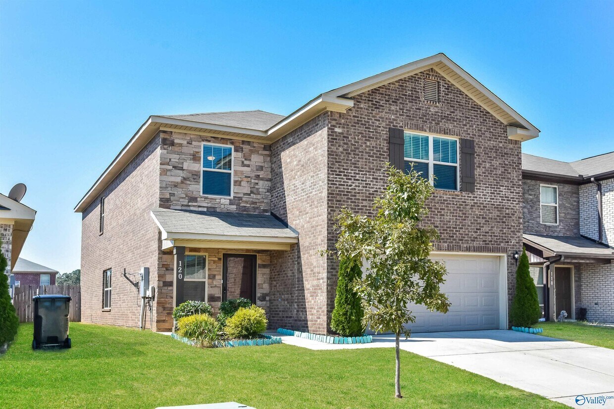 Primary Photo - 120 Winstead Cir