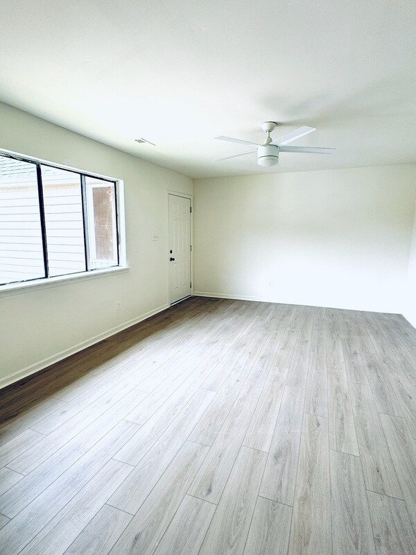 Foto del edificio - 322 Junction Rd