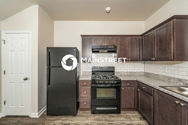 Foto del edificio - 3 Bedroom Pet-Friendly Home in PELL CITY, ...