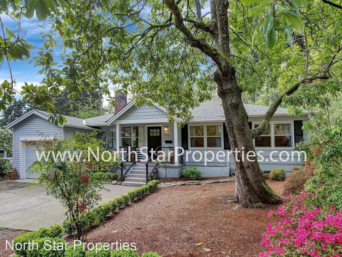 Primary Photo - 4 br, 2 bath House - 232 6th St