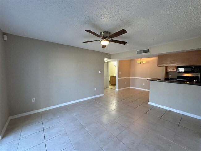 Building Photo - 209 Lake Brook Cir