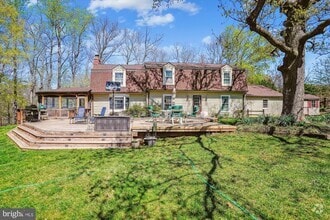 Building Photo - 12728 Bristow Rd