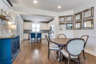 Building Photo - 1321 Palm Canyon Dr