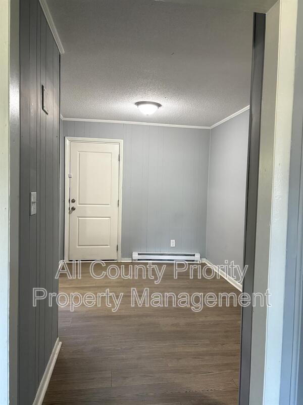Foto del edificio - 1706 Carolina St E