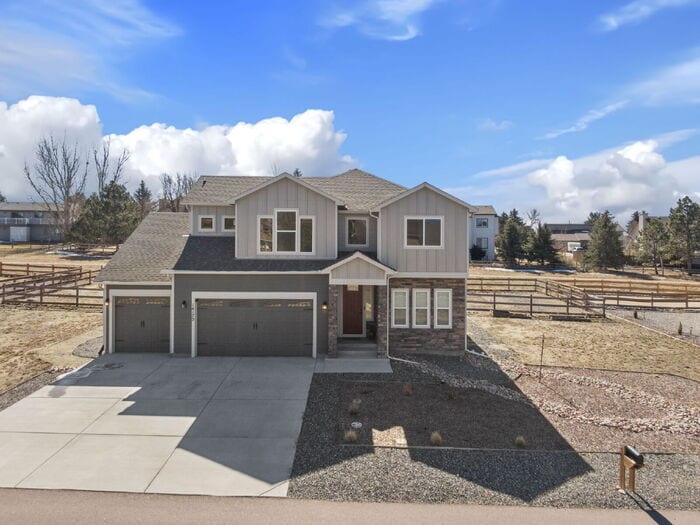 Primary Photo - Modern Comfort Meets Mountain Beauty – 4-B...