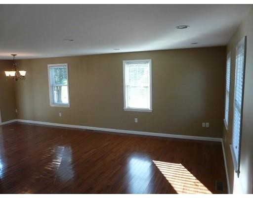 Foto del edificio - 71 Andover Rd