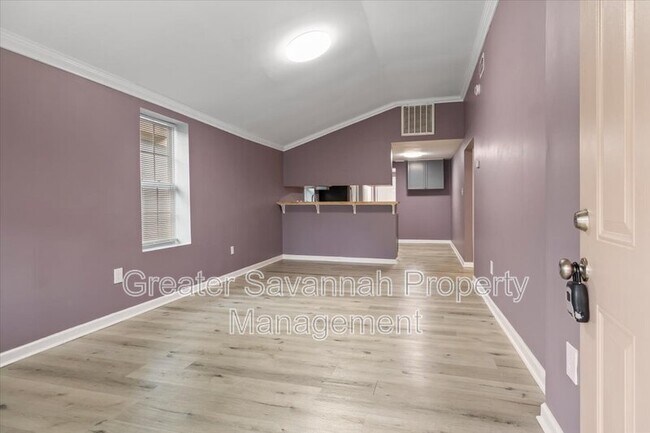 Foto del edificio - 705 W 47th St
