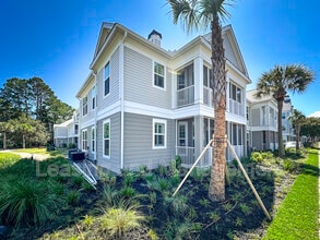 Building Photo - 130 River Landing Dr