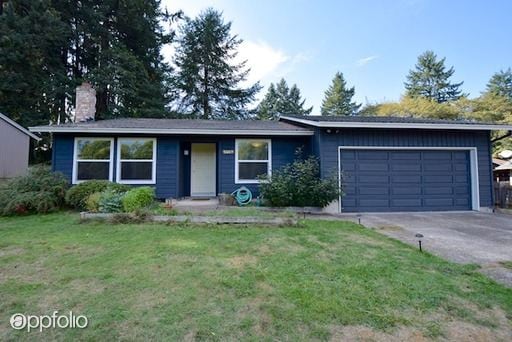 Primary Photo - 2536 SE Risley Ave