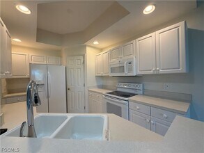 Building Photo - 14999 Rivers Edge Ct