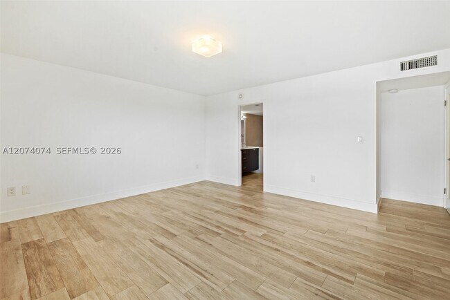 Foto del edificio - 600 Biltmore Way