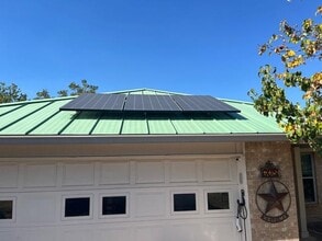 Building Photo - 605 Apache Trail