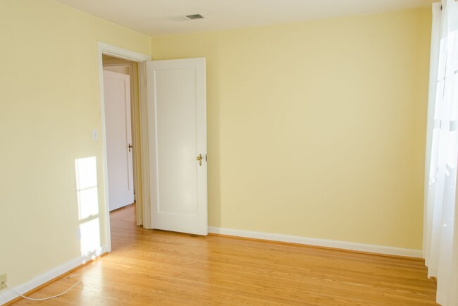 Foto del edificio - 2bd/1ba Seattle Home