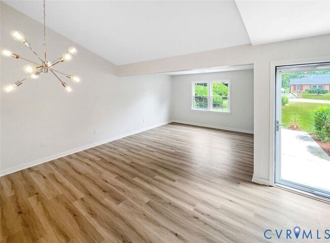 Building Photo - 7905 Tamarind Dr