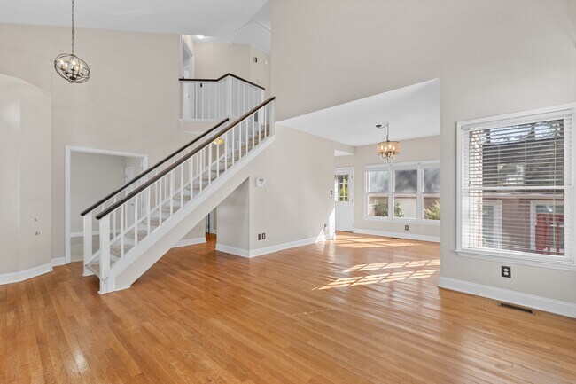 Foto del edificio - 131 Cumberland Green Dr