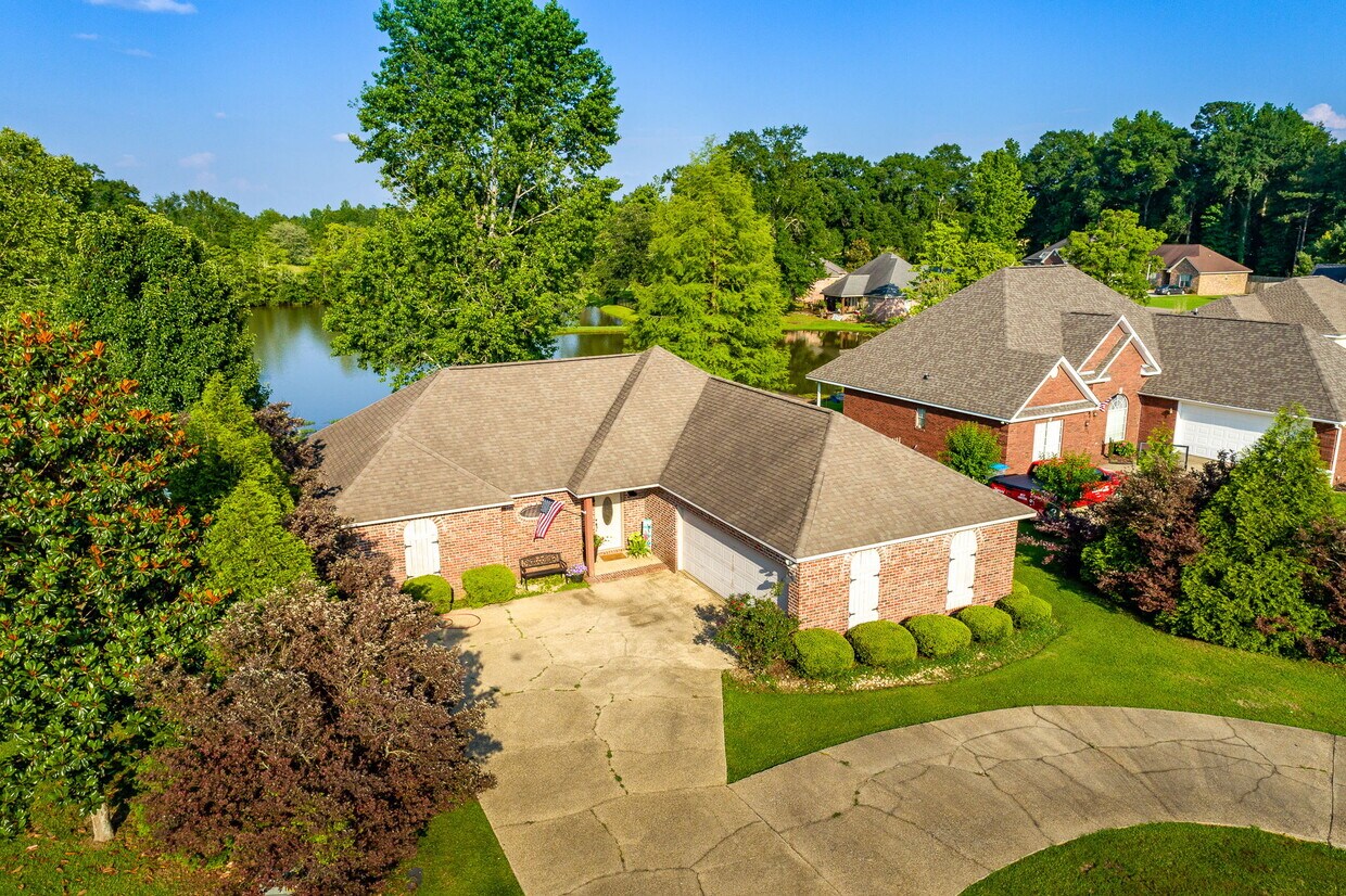 Photo - 179 Archel St (Petal, MS)