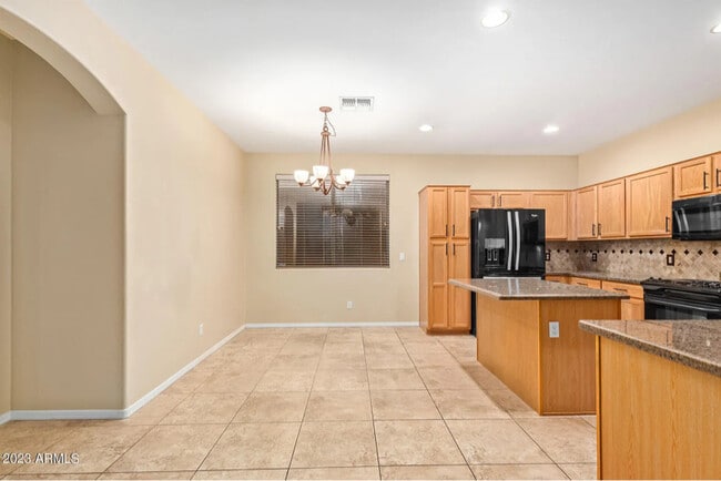 Foto del edificio - 12527 W Campina Dr