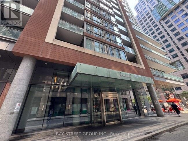 Building Photo - 8-1608 Mercer St