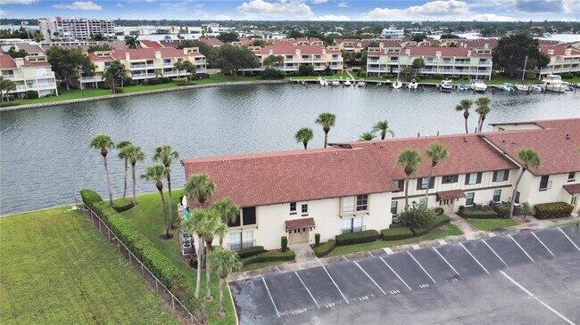Foto del edificio - 556 Plaza Seville Ct