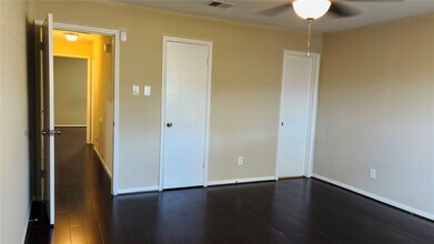 Building Photo - 11407 Hazen St