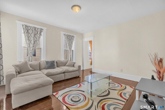 Foto del edificio - 766 George St