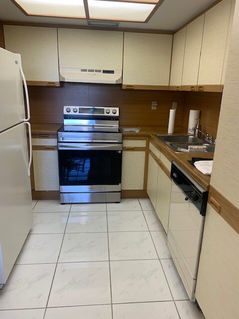 Foto del edificio - 8827 SW 123rd Ct