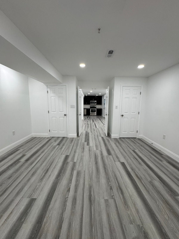 Building Photo - 8611 Lonicera Ct