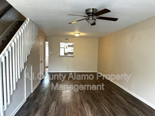 Photo - 1715 Patricia Dr Townhome